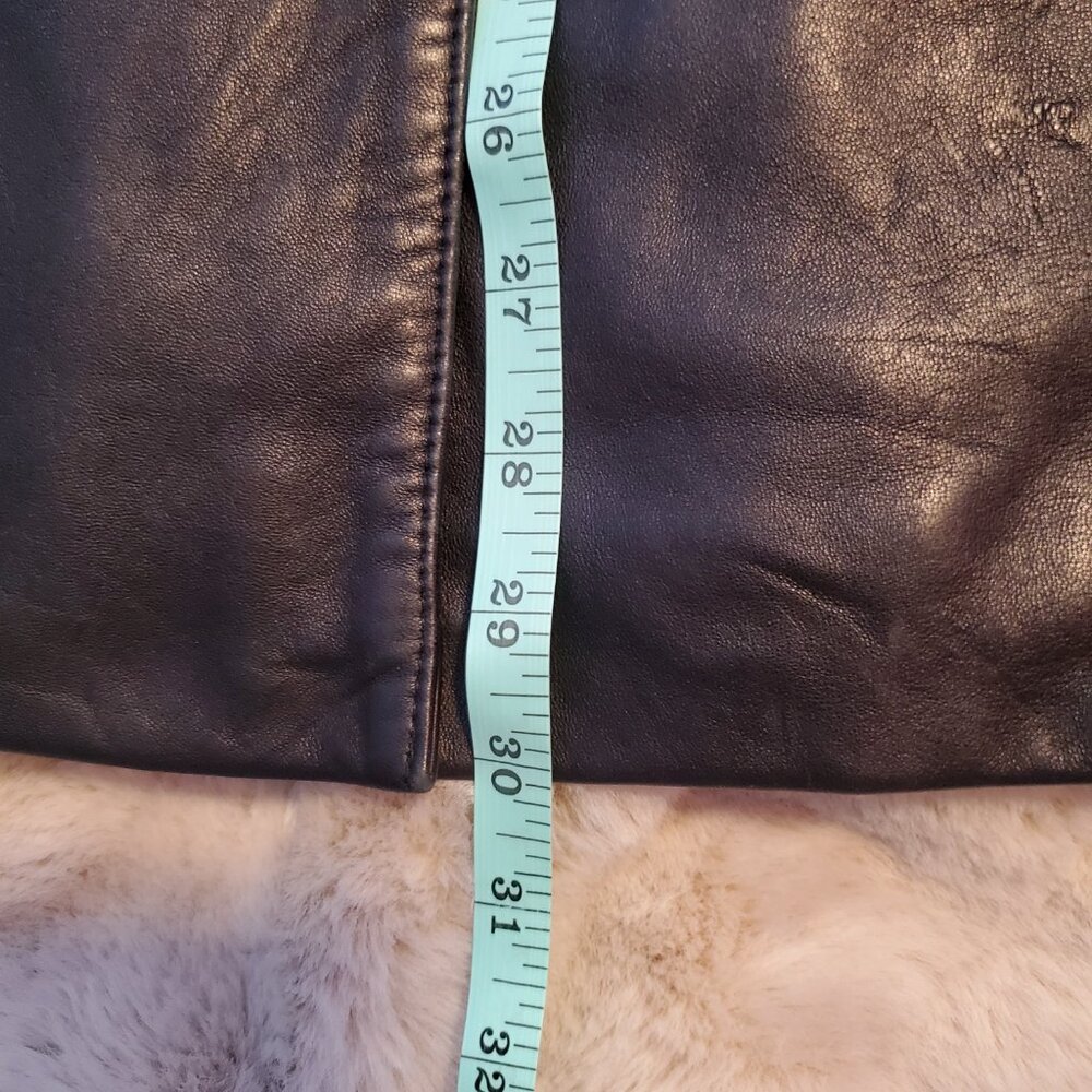 Y2K Genuine Leather by Alder Collection Size Medium - Picture 8 of 16